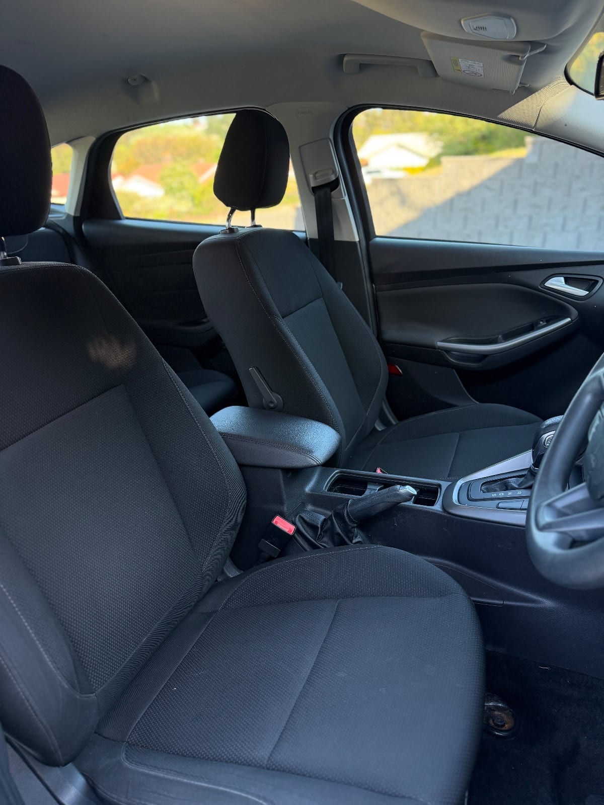 2016 Ford Focus Trend photo 6
