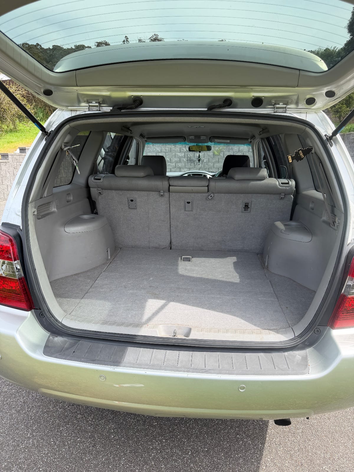 2004 Toyota Kluger CVX photo 5