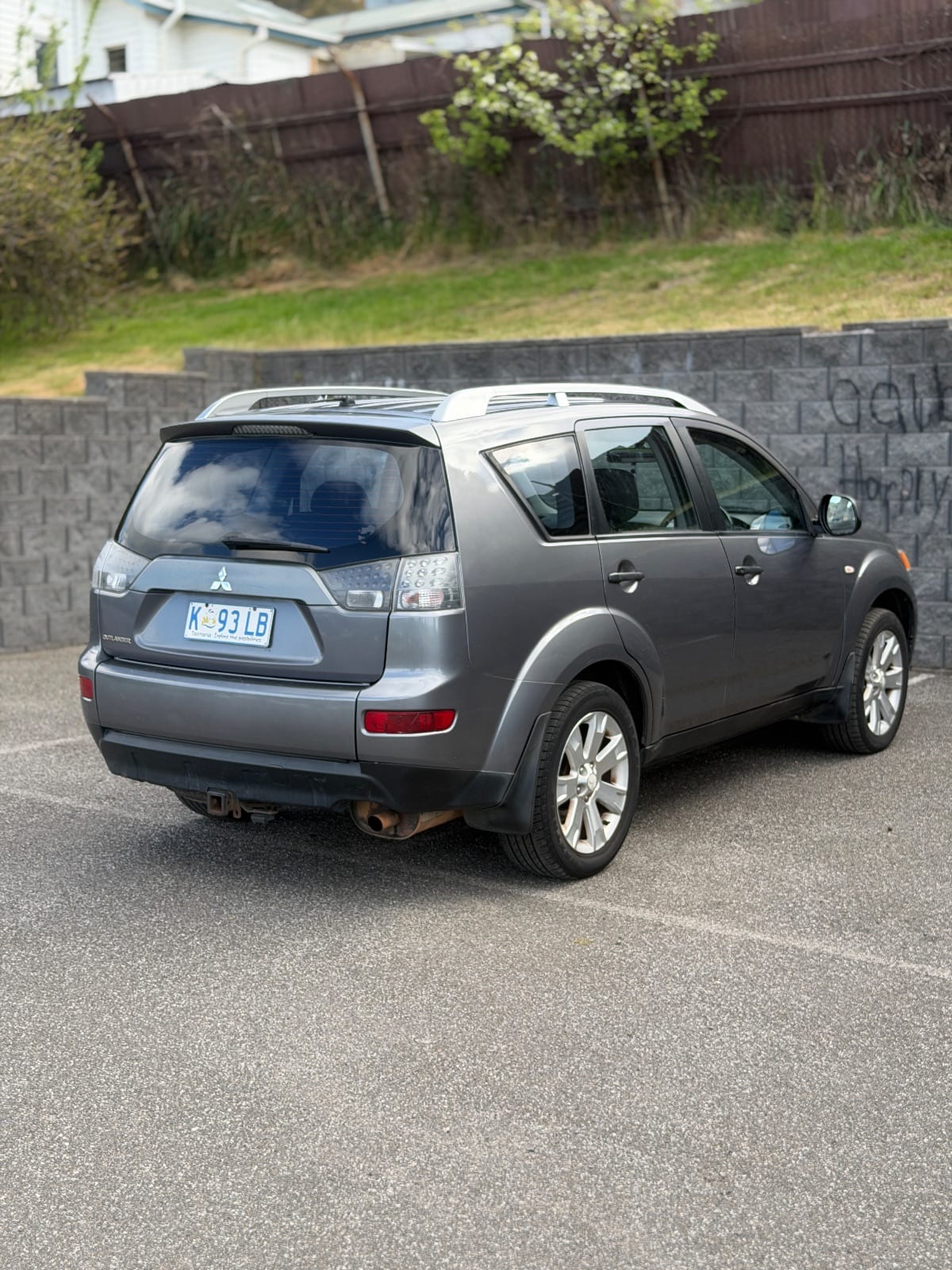2007 Mitsubishi Outlander LS 4WD photo 3